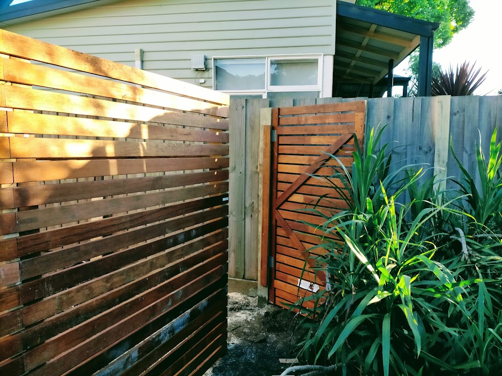-STRAIGHT-LINE-FENCING- | general contractor | 380 Sheffield Rd, Montrose VIC 3765, Australia | 0477789820 OR +61 477 789 820