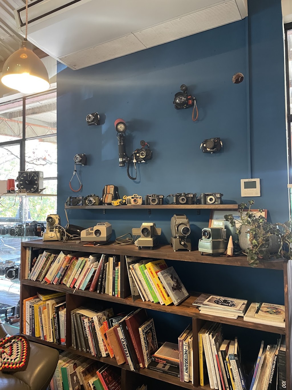 Downtown Darkroom Milawa | 25 Milawa-Bobinawarrah Rd, Milawa VIC 3678, Australia | Phone: 0411 095 945