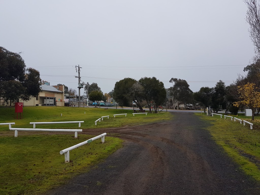 Balmoral Cafe & Caravan Park | 5A Glendinning St, Balmoral VIC 3407, Australia | Phone: (03) 5570 1400