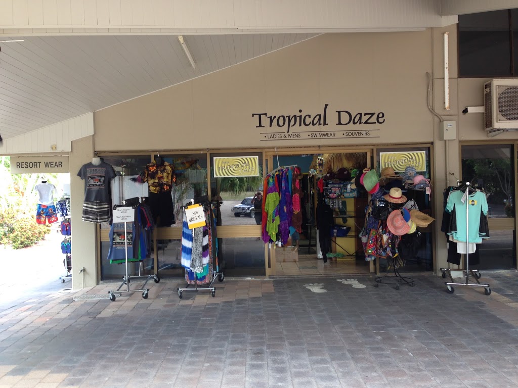Tropical Daze | Arcadia, 7 Marine Parade, Townsvillle QLD 4819, Australia | Phone: (07) 4778 5011