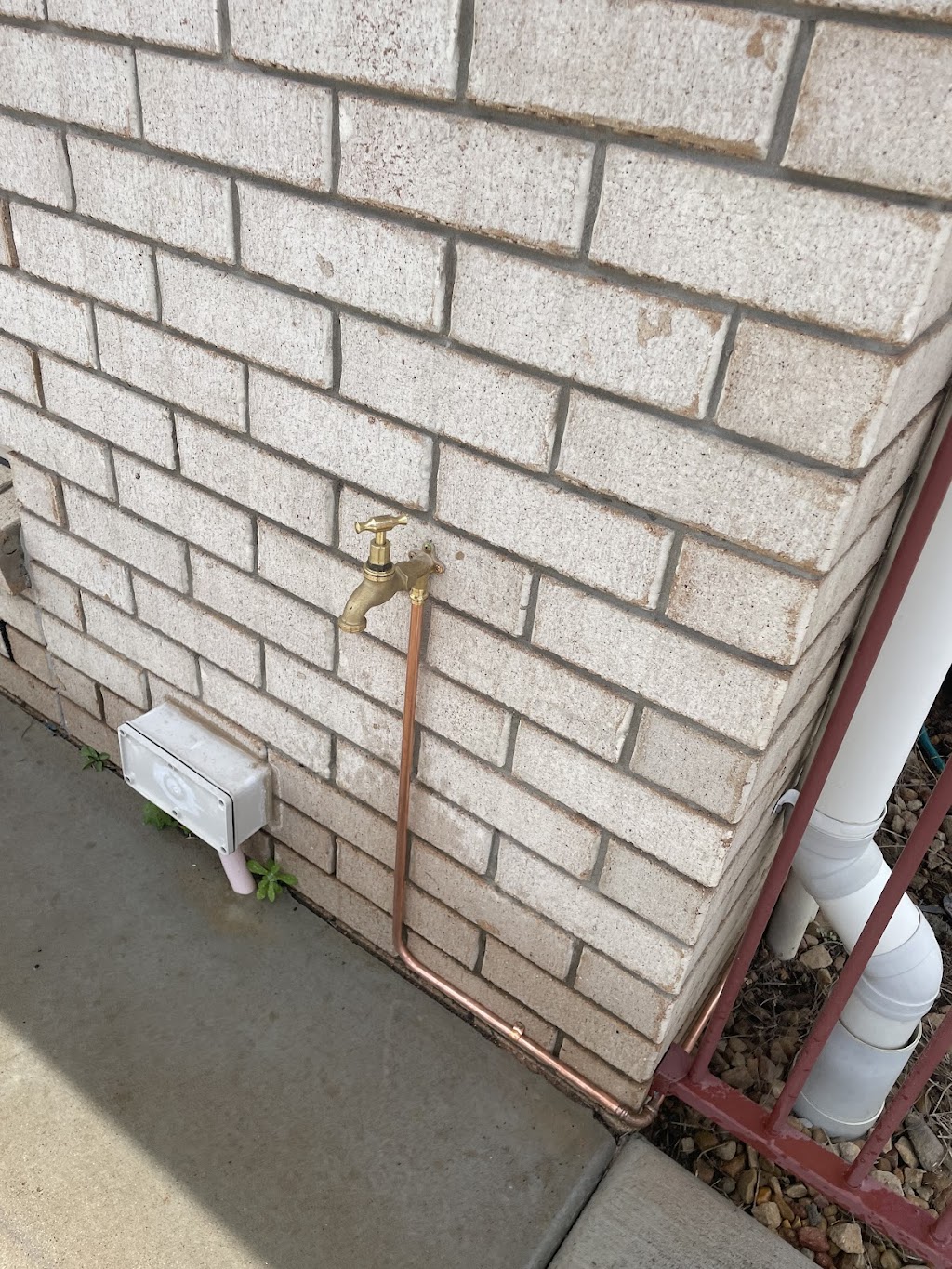 Joey’s plumbing solutions | 28 Stewart St, Withcott QLD 4352, Australia | Phone: 0480 397 754