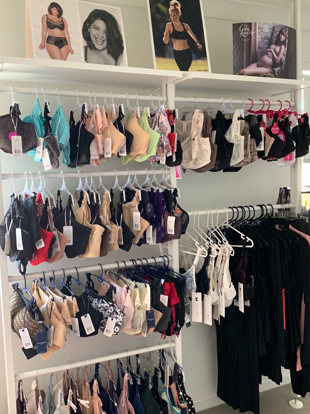 Le Buste Lingerie | clothing store | Brook St, Wakerley QLD 4154, Australia | 0424526427 OR +61 424 526 427