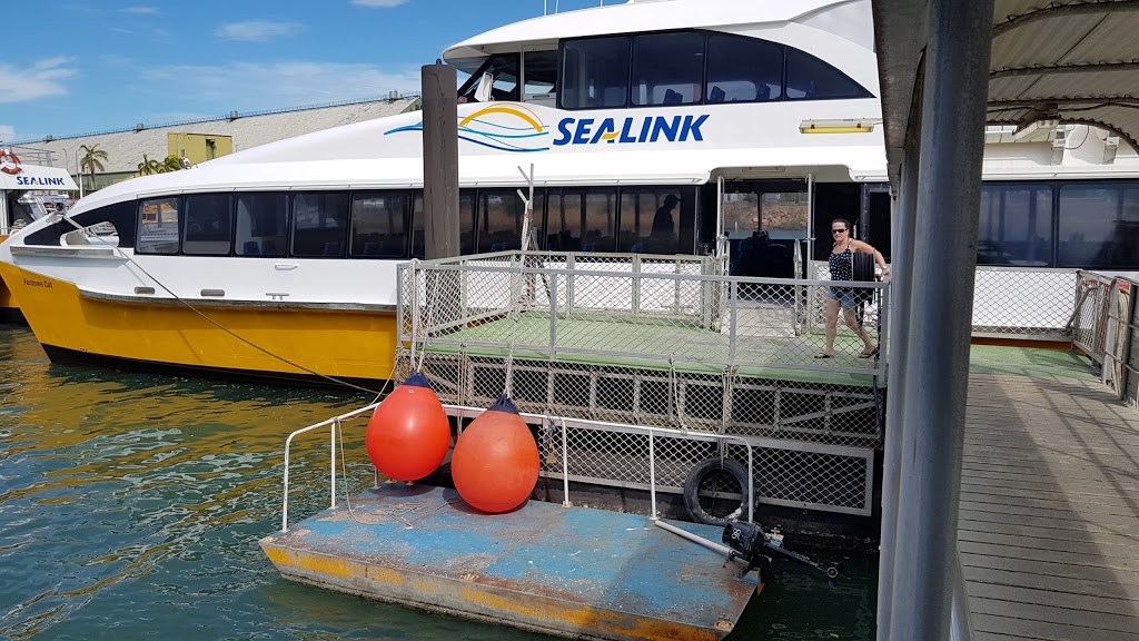 SeaLink Queensland | travel agency | Breakwater Terminal, Sir Leslie Thiess Dr, Townsville City QLD 4810, Australia | 0747260800 OR +61 7 4726 0800