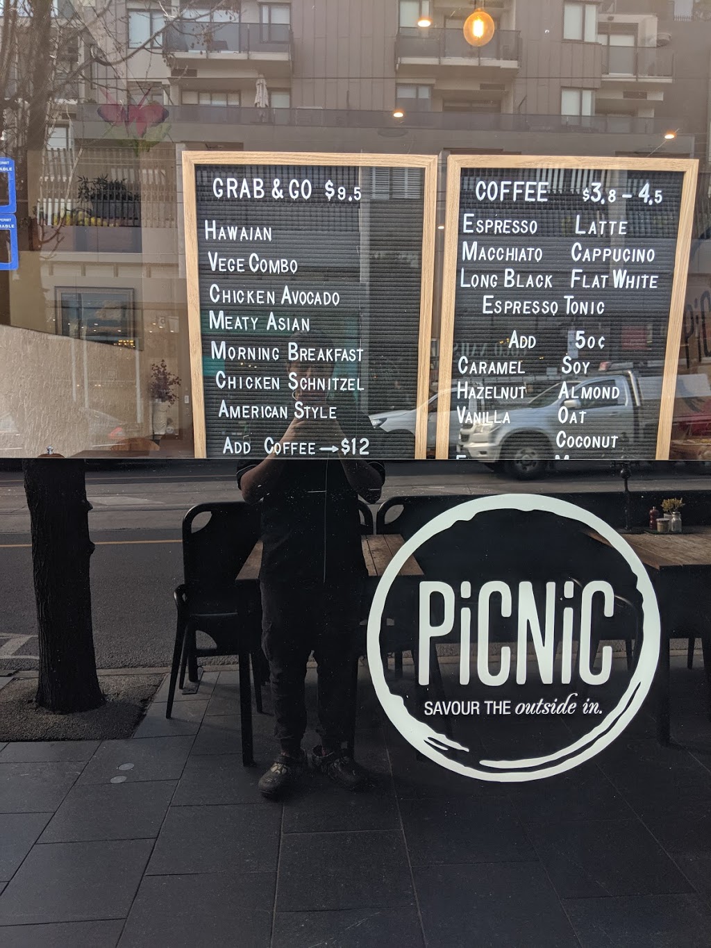 Picnic Cafe | cafe | 60 Toorak Rd, South Yarra VIC 3141, Australia | 0398664493 OR +61 3 9866 4493