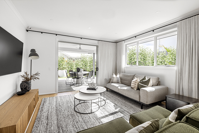 Simonds White Rock Display Centre | 19 Foley Wy, White Rock QLD 4306, Australia | Phone: 0402 421 301