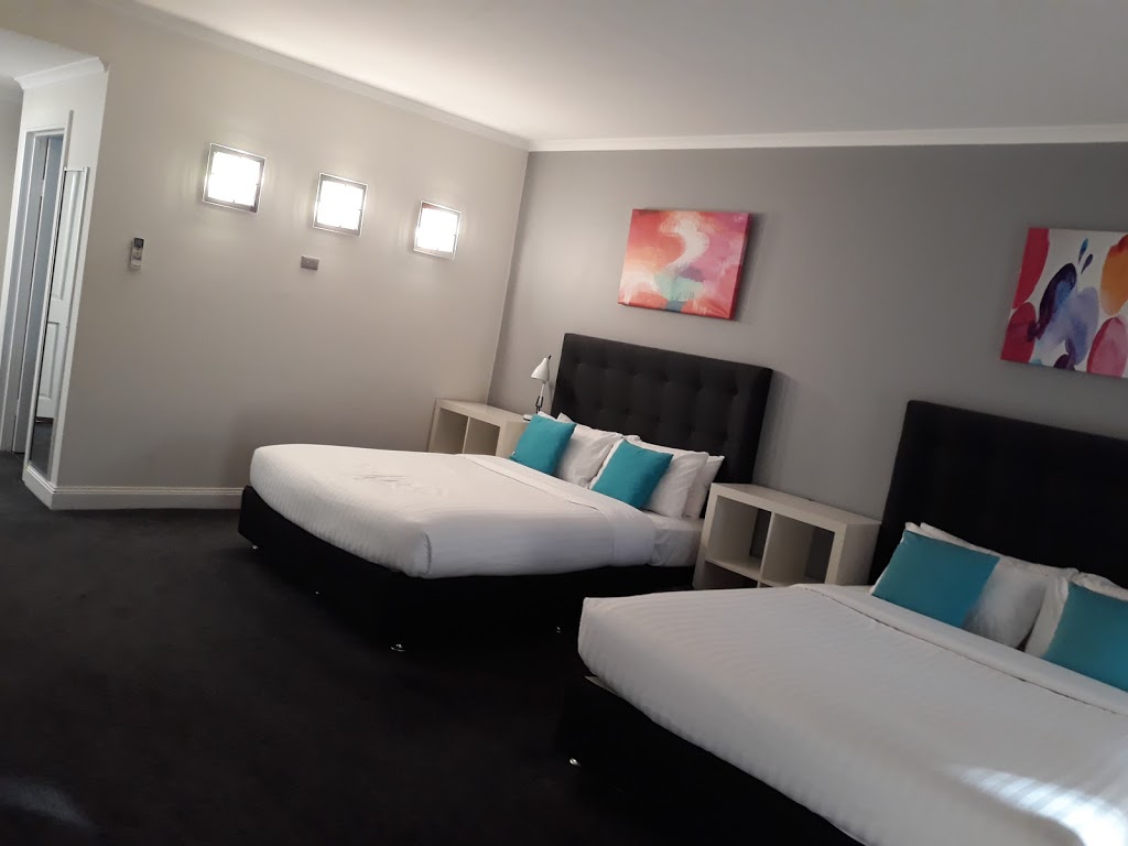 Caledonian Hotel-Motel | lodging | 110 Hare St, Echuca VIC 3564, Australia | 0354822100 OR +61 3 5482 2100
