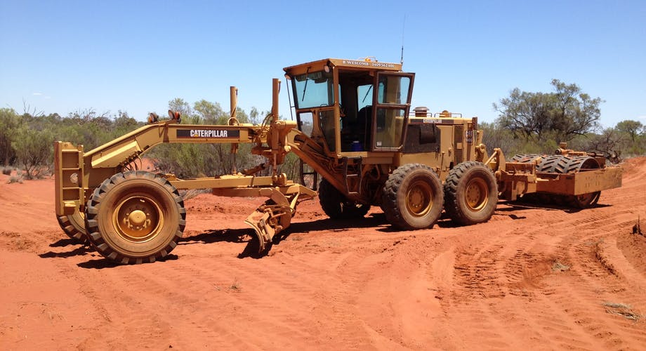 SDL Earthmoving & Transport | 4 Hughes St, Louth NSW 2840, Australia | Phone: (02) 6188 7162