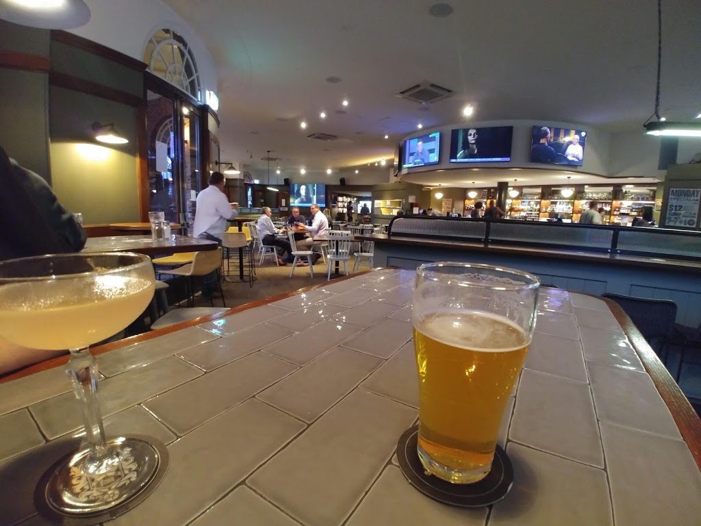 The Greengate Hotel | restaurant | Cnr Pacific Hwy &, Greengate Rd, Killara NSW 2071, Australia | 0294967222 OR +61 2 9496 7222