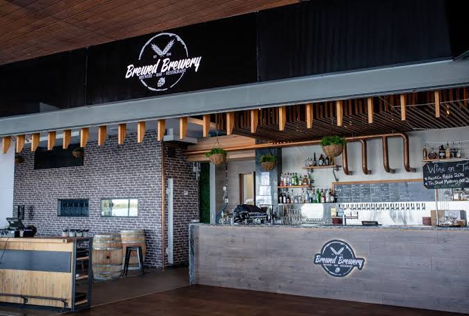 Brewed Brewery | restaurant | Unit 2/4 Marina Promenade, Paradise Point QLD 4216, Australia | 0755772557 OR +61 7 5577 2557