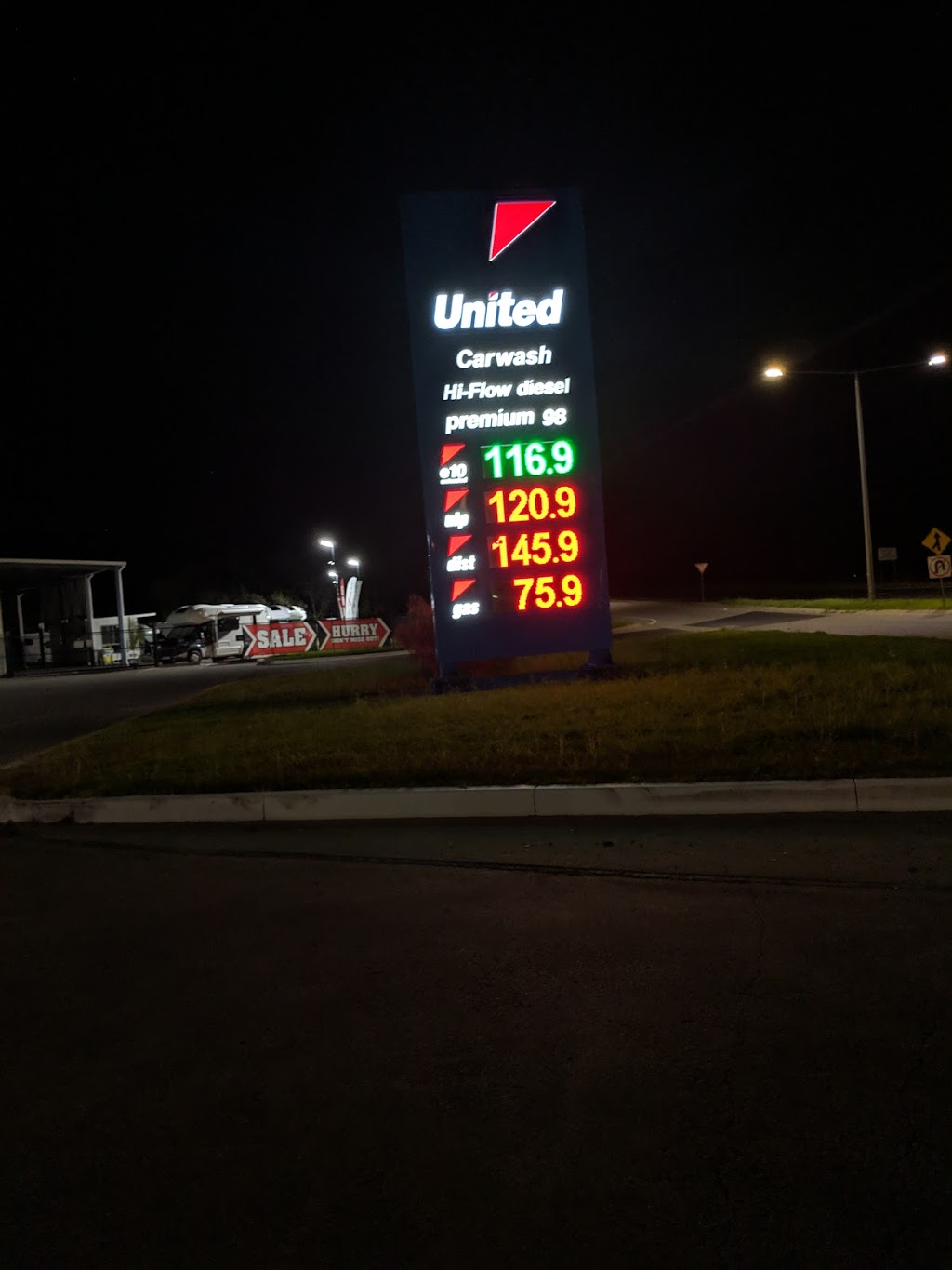 United Petroleum | gas station | 110A Dandenong-Hastings Rd, Lynbrook VIC 3975, Australia | 0397029436 OR +61 3 9702 9436
