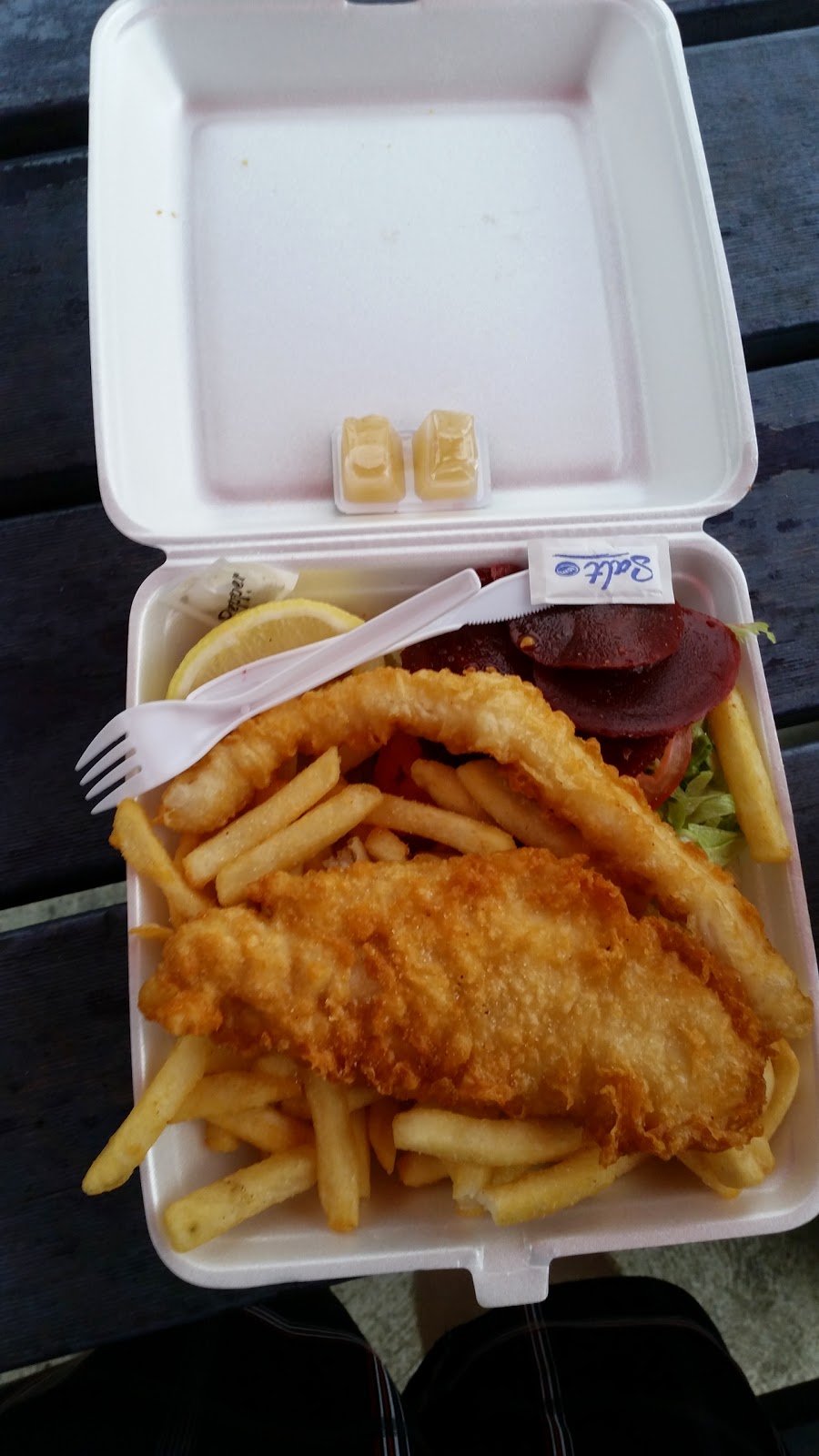 DJs Fish N Chips | meal takeaway | 114 Greenwell Point Rd, Greenwell Point NSW 2540, Australia | 0244471332 OR +61 2 4447 1332