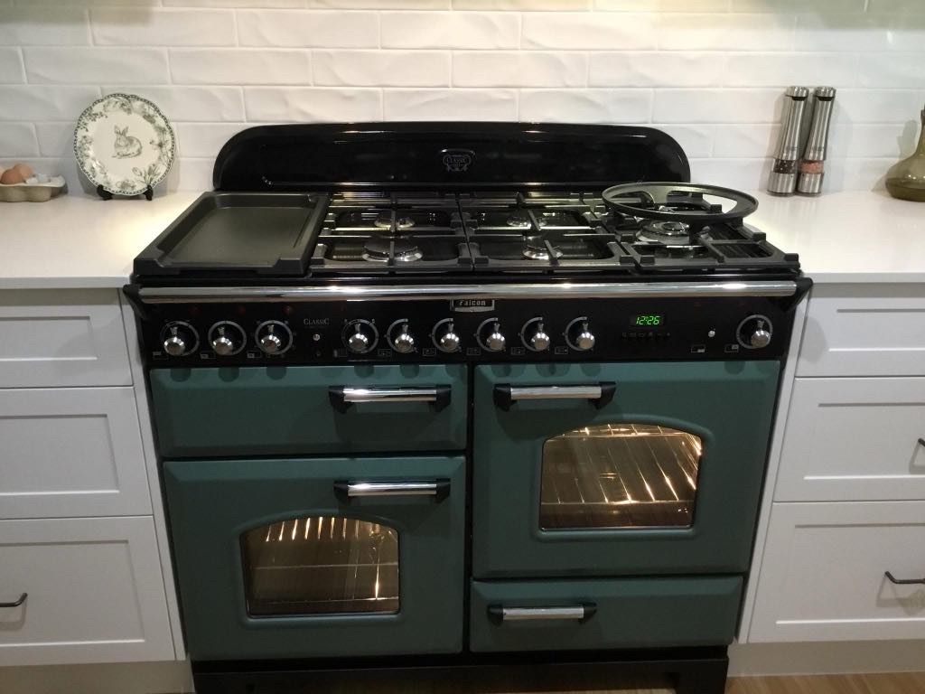 Arfield Kitchens | 15 Arizona Rd, Charmhaven NSW 2263, Australia | Phone: (02) 4392 7133