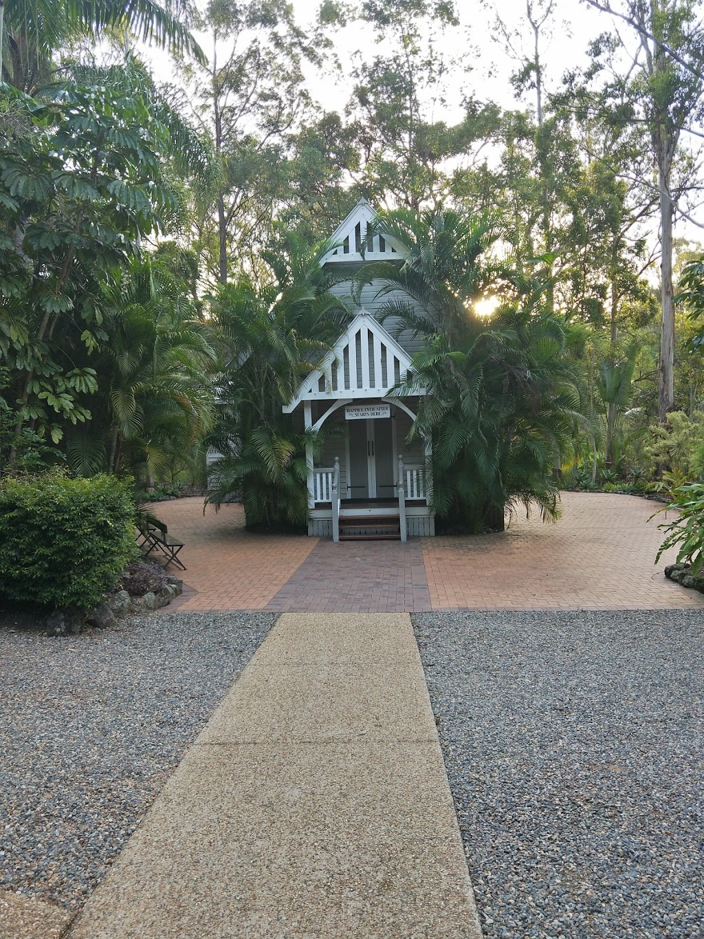 Macarthur Park Wedding Chapel and Gardens | park | 21-29 MacArthur St, Alexandra Hills QLD 4161, Australia | 0738245525 OR +61 7 3824 5525