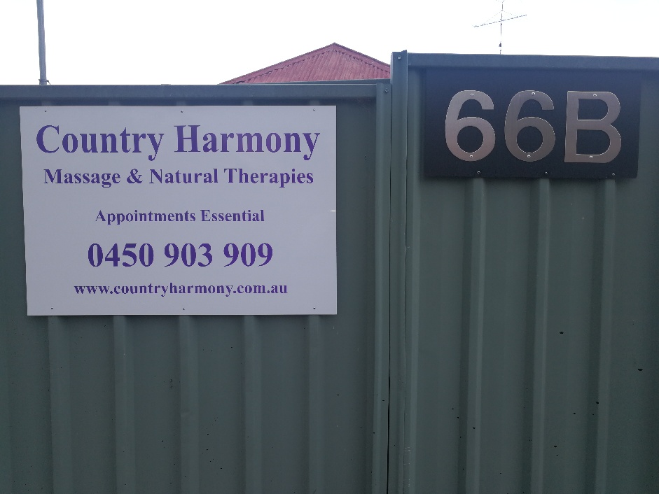 Country Harmony Massage & Natural Therapies Uralla Clinic | 32 Bridge St, Uralla NSW 2358, Australia | Phone: 0450 903 909