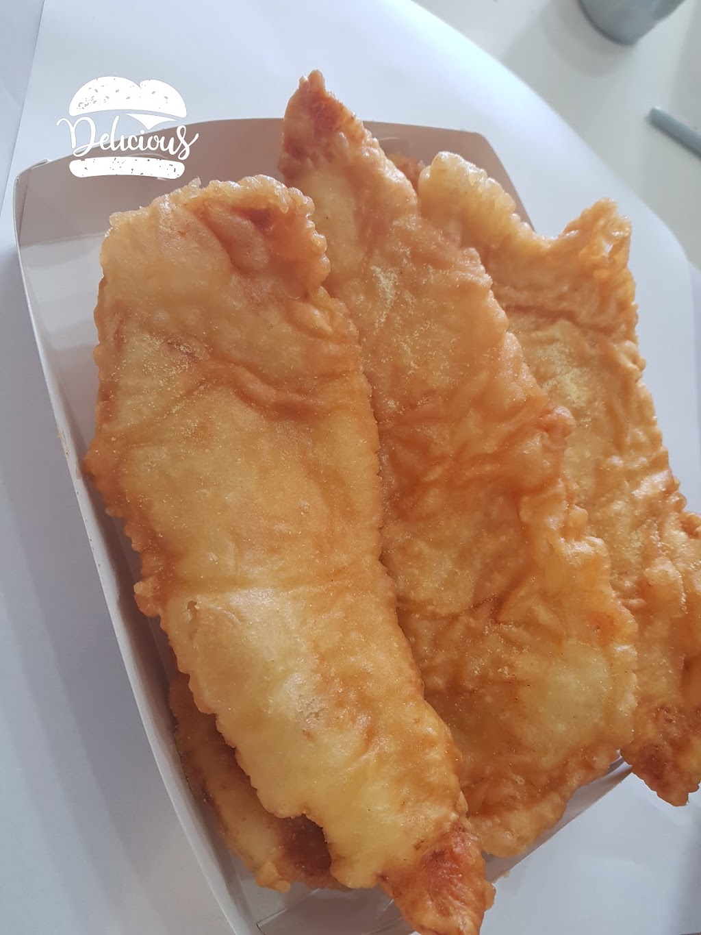 Sharks Tail Fish and Chippery | shop1/136 The Avenue, Sunshine West VIC 3020, Australia | Phone: (03) 9360 5522