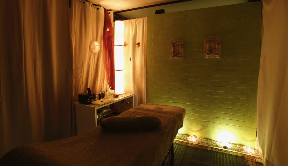 Massage Direct 2 U | spa | 375 Mona Vale Rd, St. Ives NSW 2075, Australia | 0417180000 OR +61 417 180 000