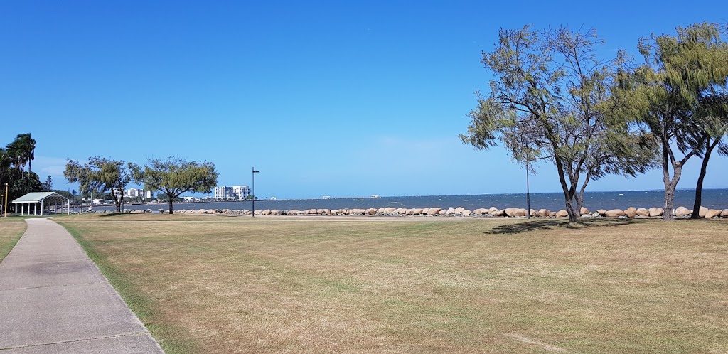 Bicentennial Park - Woody Point | park | 229 Hornibrook Esplanade, Woody Point QLD 4019, Australia