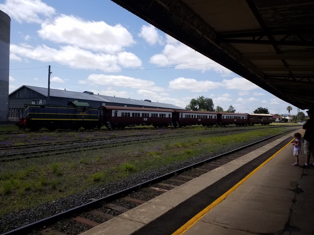 Southern Downs Steam Railway | tourist attraction | Warwick Railway Station, Lyons St, Warwick QLD 4370, Australia | 0746619788 OR +61 7 4661 9788