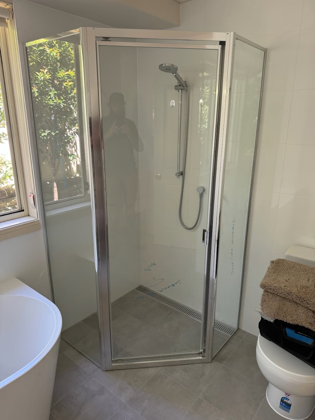 kr coastwide tiling and bathroom renovations | Sunrise Ave, Budgewoi NSW 2262, Australia | Phone: 0408 551 486