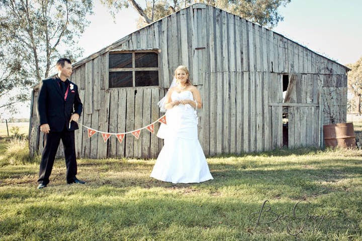 Bec Gray Wedding Photographer | 672 Calder Alternative Hwy, Lockwood South VIC 3551, Australia | Phone: (03) 5435 3927