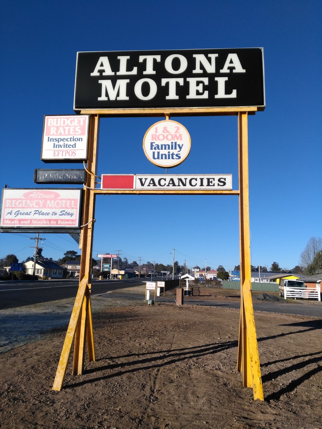 Altona Motel | lodging | 113 New England Hwy, Uralla NSW 2358, Australia | 0267784007 OR +61 2 6778 4007