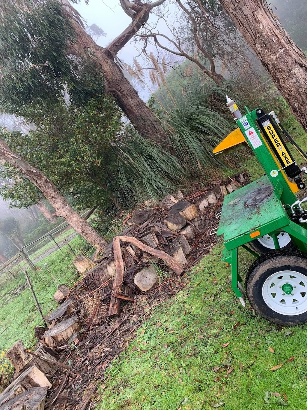 Timboon firewood services | Lot 10 tognis access road, Timboon VIC 3268, Australia | Phone: 0400 470 490