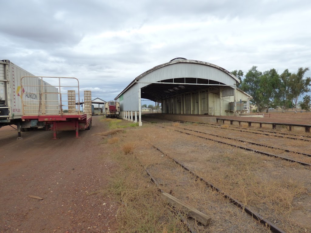 Oxford Hotel Motel | 13 Bowra St, Cunnamulla QLD 4490, Australia | Phone: (07) 4655 1043