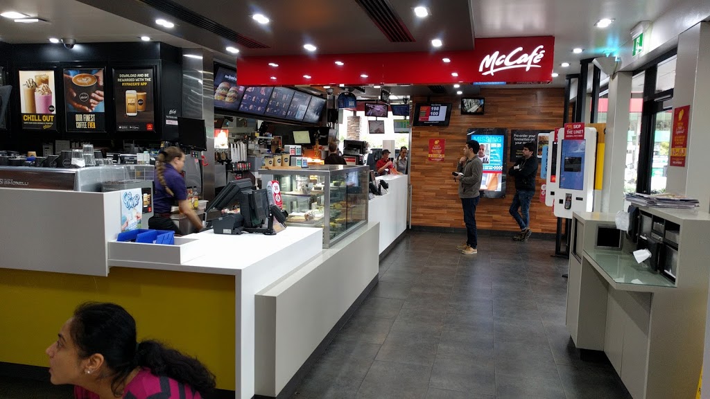 McDonalds Kellyville | meal takeaway | 658 Windsor Rd, Kellyville NSW 2155, Australia | 0296295722 OR +61 2 9629 5722
