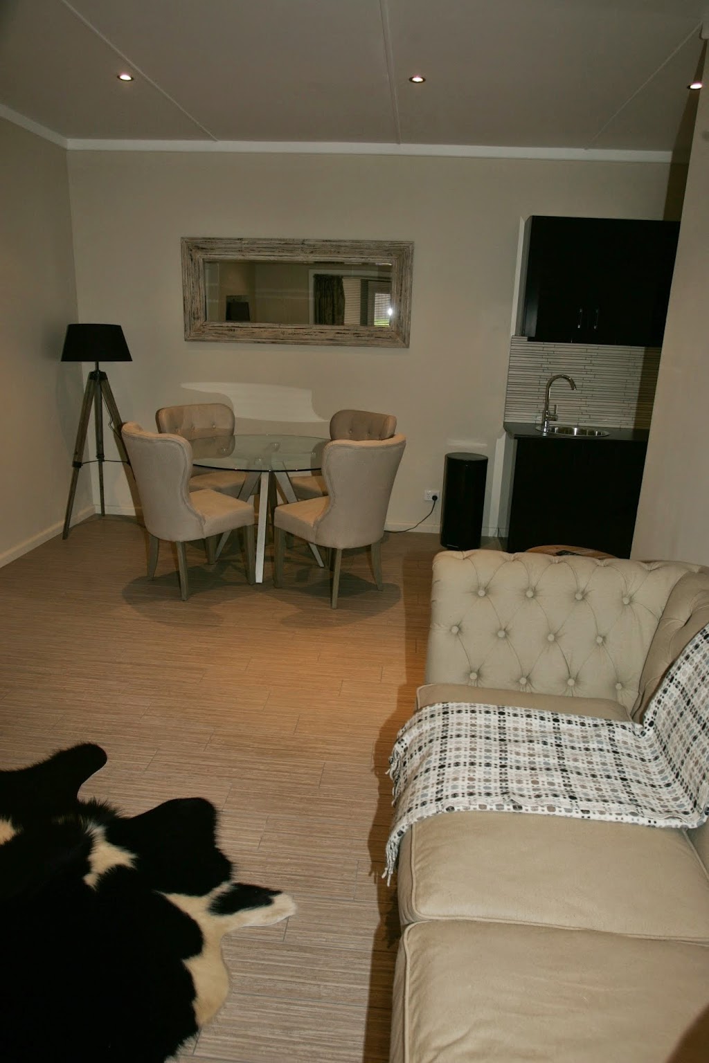Kindred Studio Apartments | lodging | Boree St, Leeton NSW 2705, Australia | 0467401753 OR +61 467 401 753