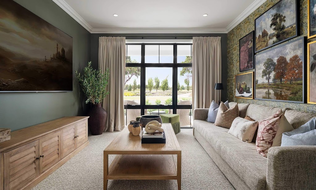 Mcdonald Jones - Wilton Greens Display Homes | 9 Patricia La, Wilton NSW 2571, Australia | Phone: 1300 555 382