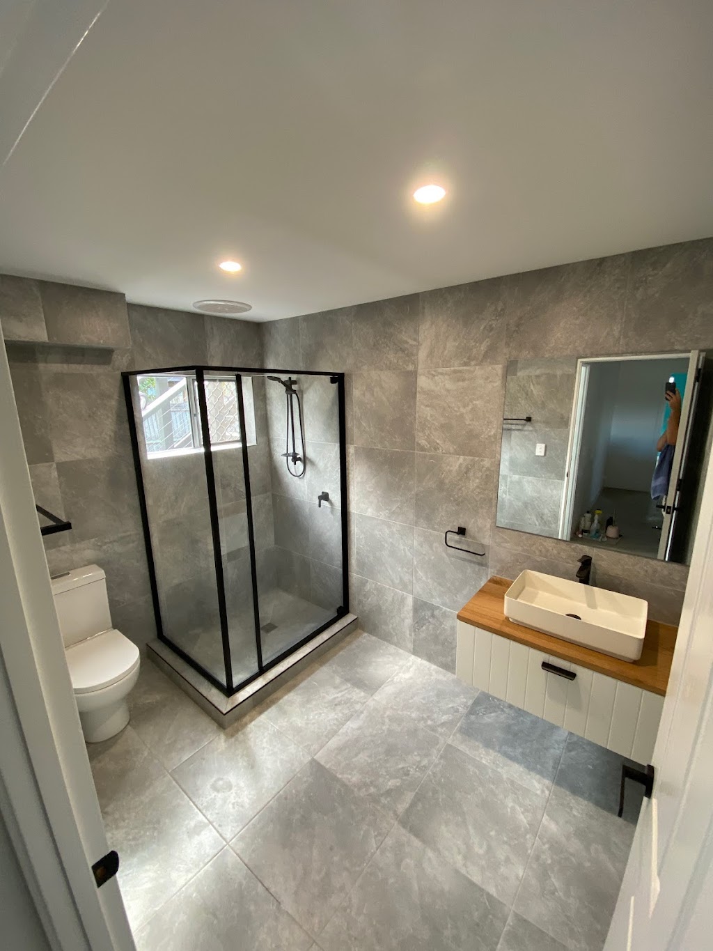 J3 Built | 2 Nagel Ave, Miami QLD 4220, Australia | Phone: 0401 017 438