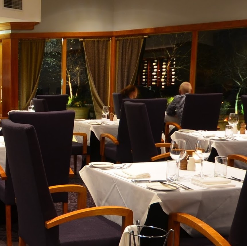elements Restaurant and Bar | 2090 Broke Rd, Pokolbin NSW 2320, Australia | Phone: (02) 4998 7710