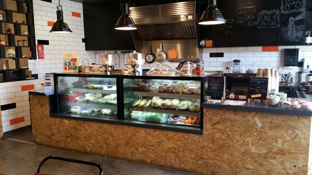 Bucks Cafe | cafe | 11 Stewart St, Wollongong NSW 2500, Australia | 0413051274 OR +61 413 051 274