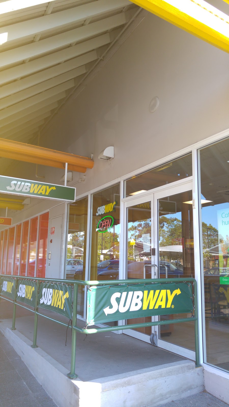 Subway | restaurant | 43 Avoca Dr, Kincumber NSW 2251, Australia | 0243697700 OR +61 2 4369 7700