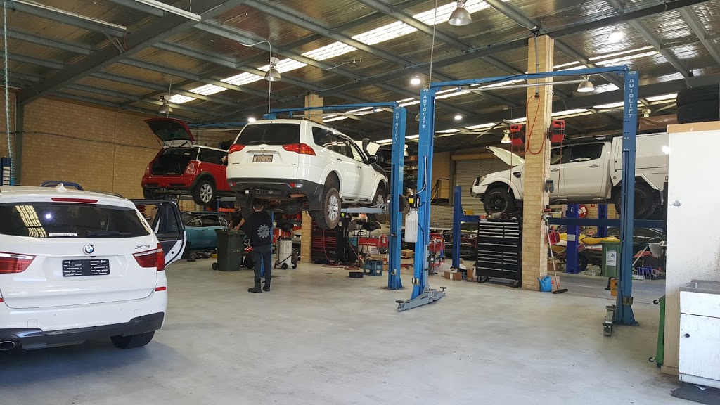Top Notch Automotive | car repair | 1/2 Pritchard St, OConnor WA 6163, Australia | 0893371111 OR +61 8 9337 1111