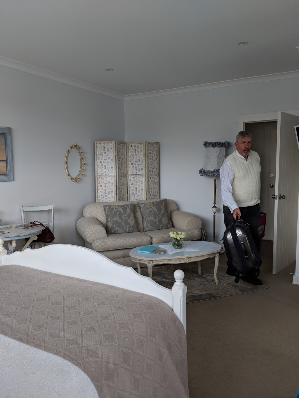 Sailaway Beach House | 1 Victor Ave, Seaford VIC 3198, Australia | Phone: 0408 128 360