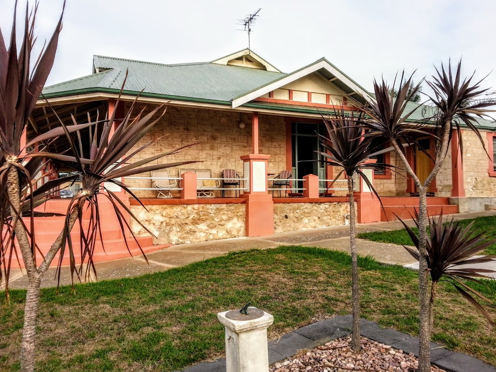 Kangaroo Island Seaview Motel | 51 Chapman Terrace, Kingscote SA 5223, Australia | Phone: (08) 8553 2030