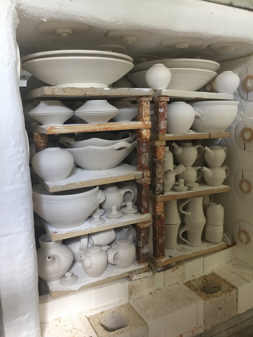 Len Cook Ceramics |  | 29 Lennox Cres, Paluma QLD 4816, Australia | 0427708530 OR +61 427 708 530