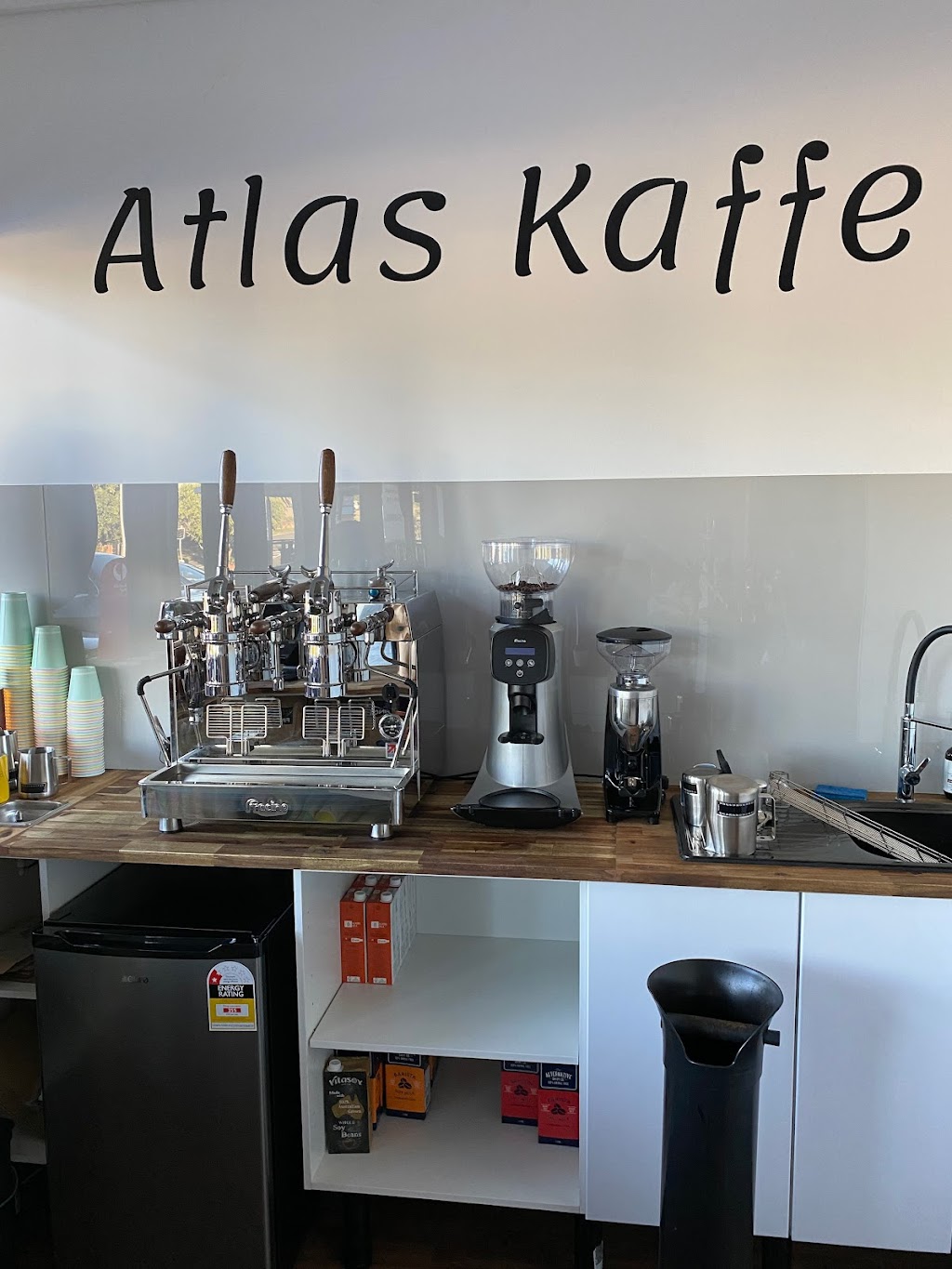 ATLAS KAFFE | 5 Canopus St, Bridgeman Downs QLD 4035, Australia | Phone: 0418 577 722