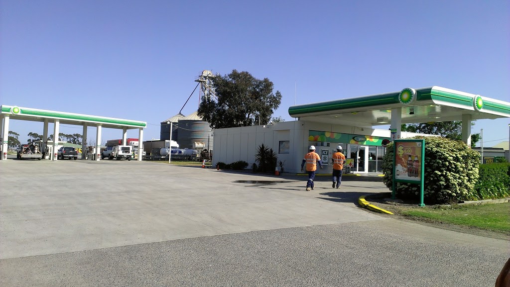 BP | gas station | 13 Southey St, Jerilderie NSW 2716, Australia | 0358861378 OR +61 3 5886 1378