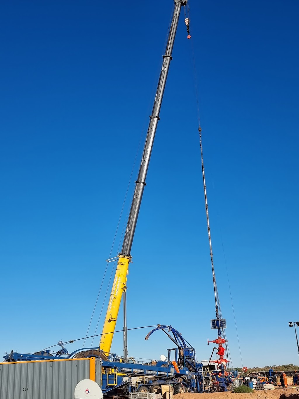 Clermont Crane Hire Pty Ltd | Yankee Station, 880 Gregory Developmental Rd, Clermont QLD 4721, Australia | Phone: (07) 4983 1177