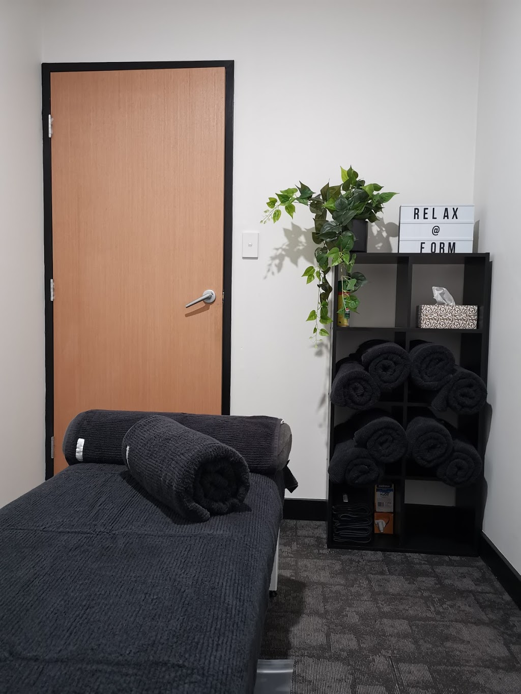 Form Massage | spa | Massage Clinic, 915 Pacific Hwy, Pymble NSW 2073, Australia | 0291990440 OR +61 2 9199 0440