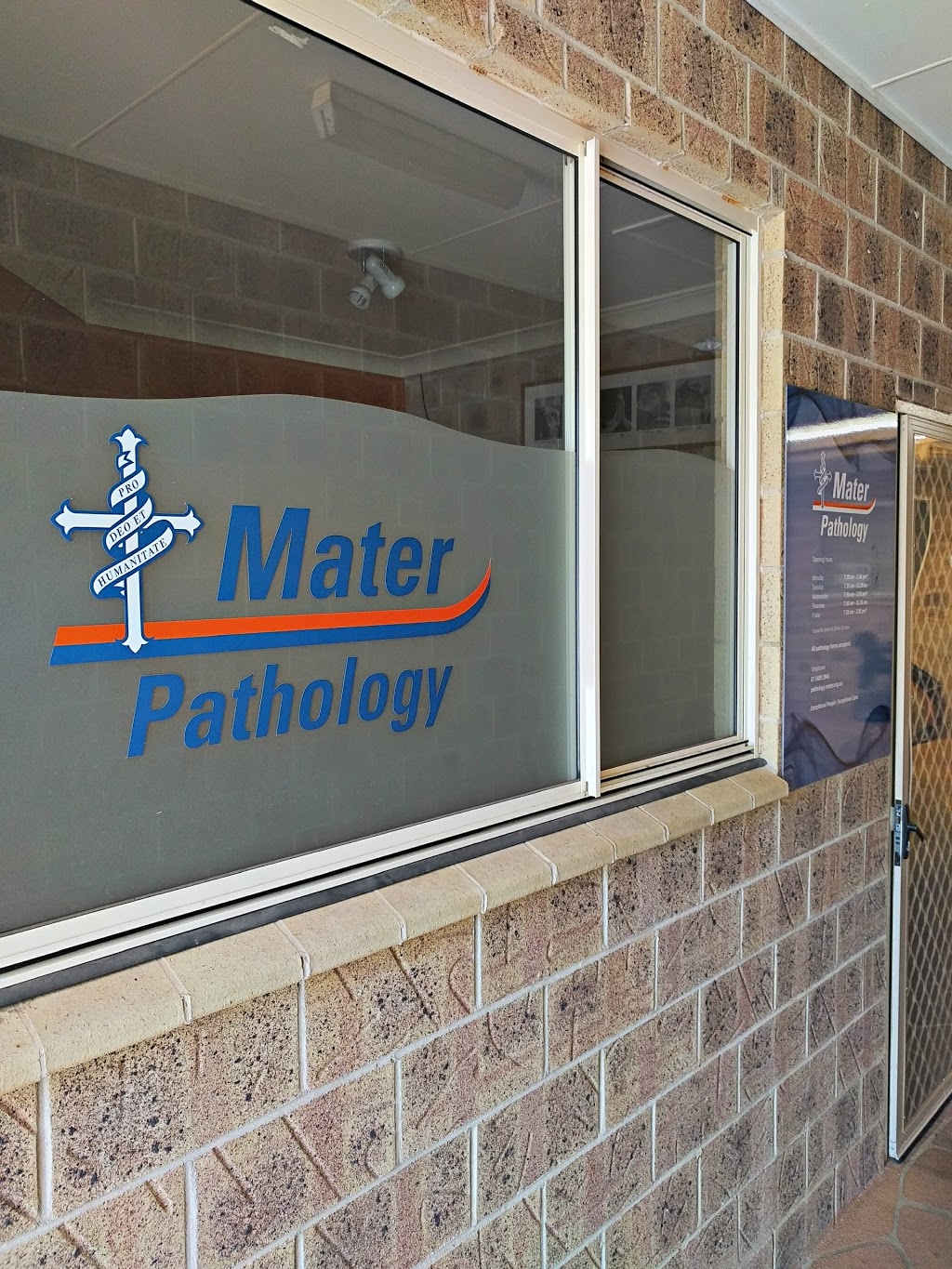 Mater Pathology Russell Island | doctor | 2 Alison Cres, Russell Island QLD 4184, Australia | 0734092946 OR +61 7 3409 2946