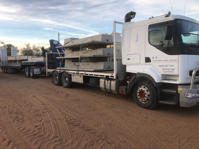 PW Concrete and Gravel | 6 Nobby Rd, Lightning Ridge NSW 2834, Australia | Phone: (02) 6829 0595