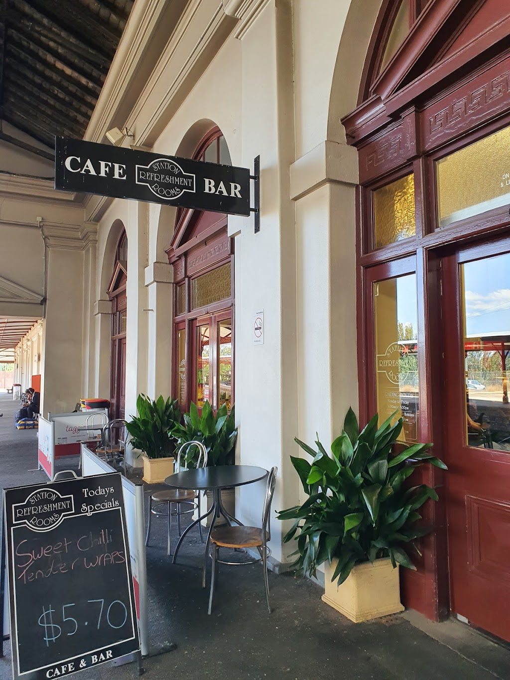 Station Refreshment Room | cafe | 20 Mair St, Ballarat Central VIC 3350, Australia | 0353331806 OR +61 3 5333 1806