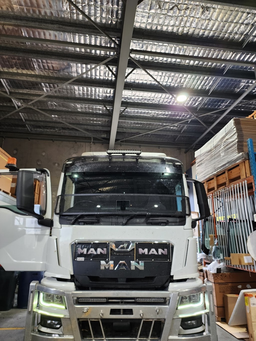 Australian Specialised Machinery Glass (Emerald) | 12 Hicks St, Emerald QLD 4720, Australia | Phone: 1300 429 622