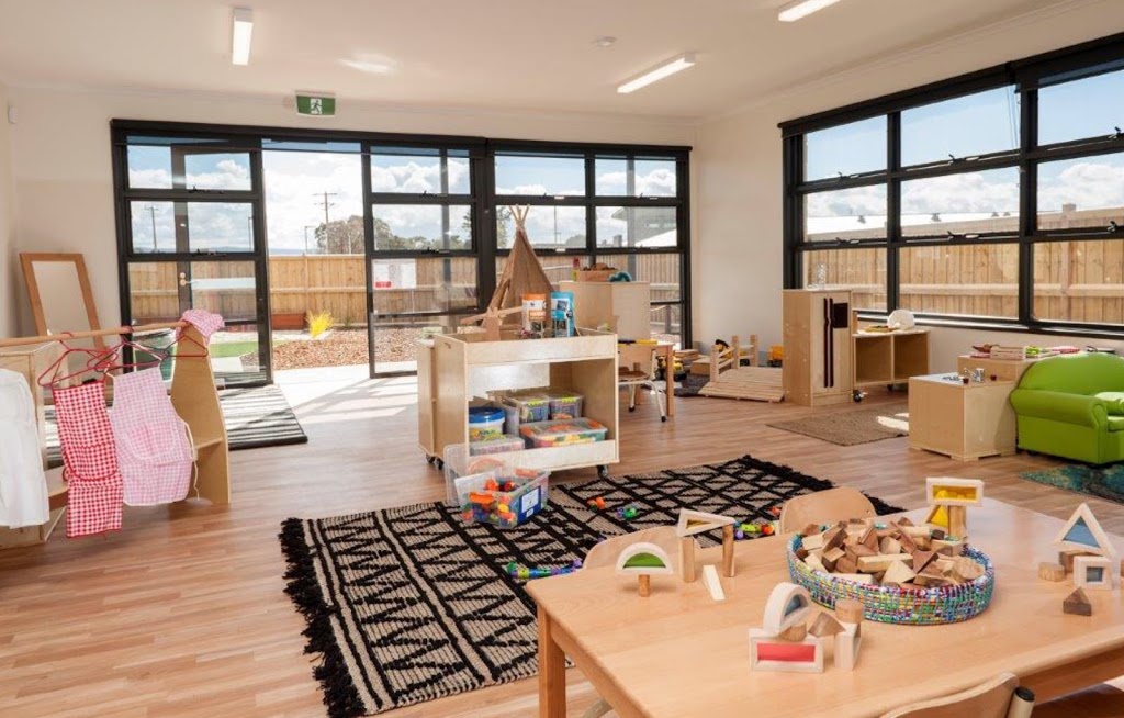 Little Saints Early Learning Centre - Traralgon | 94 Park Ln, Traralgon VIC 3844, Australia | Phone: (03) 5172 9855