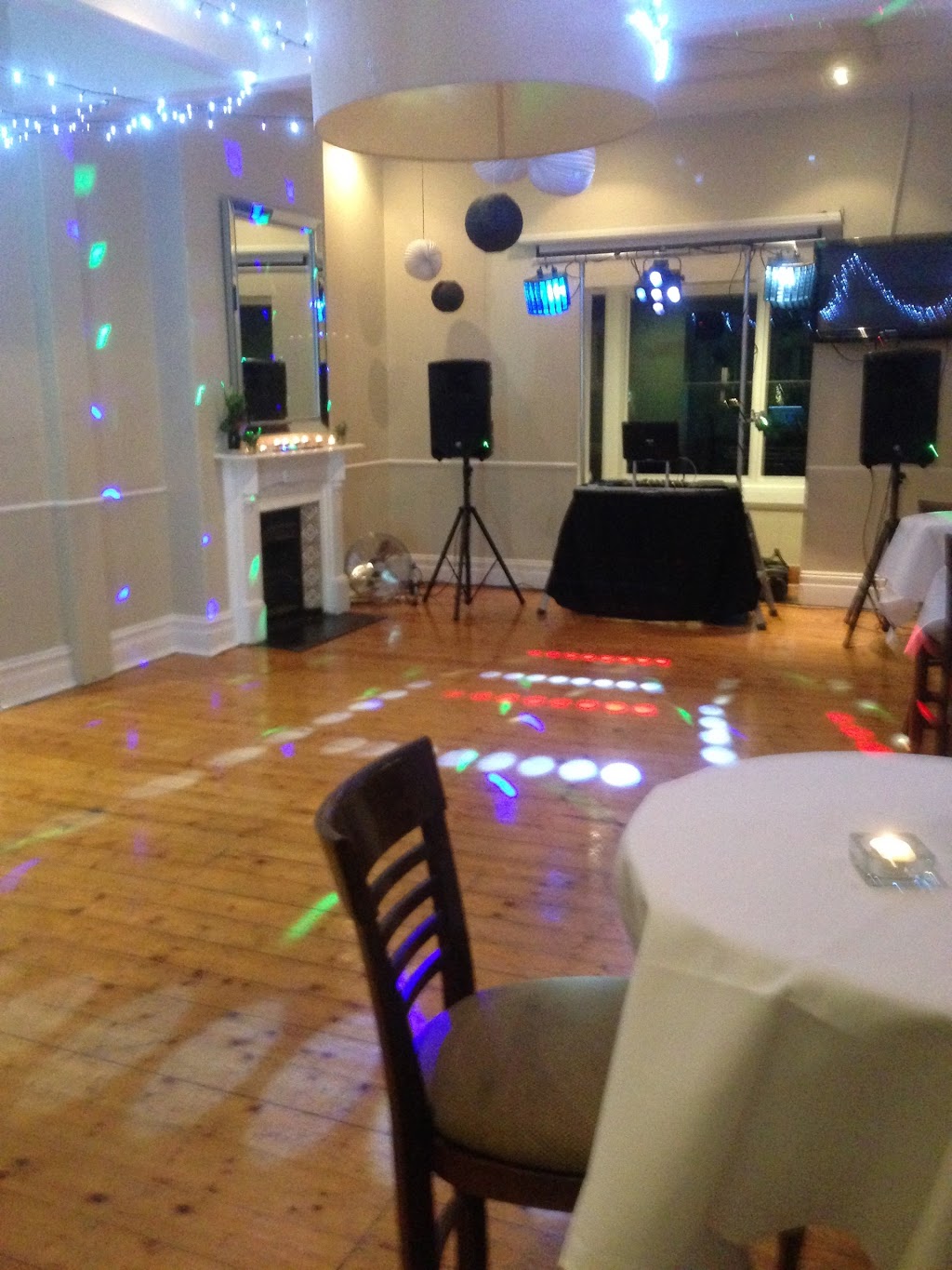 DJ Dean - Mornington Peninsula DJ Hire | Mornington Peninsula, 5 Suffolk Cres, Mount Martha VIC 3934, Australia | Phone: 0411 042 515