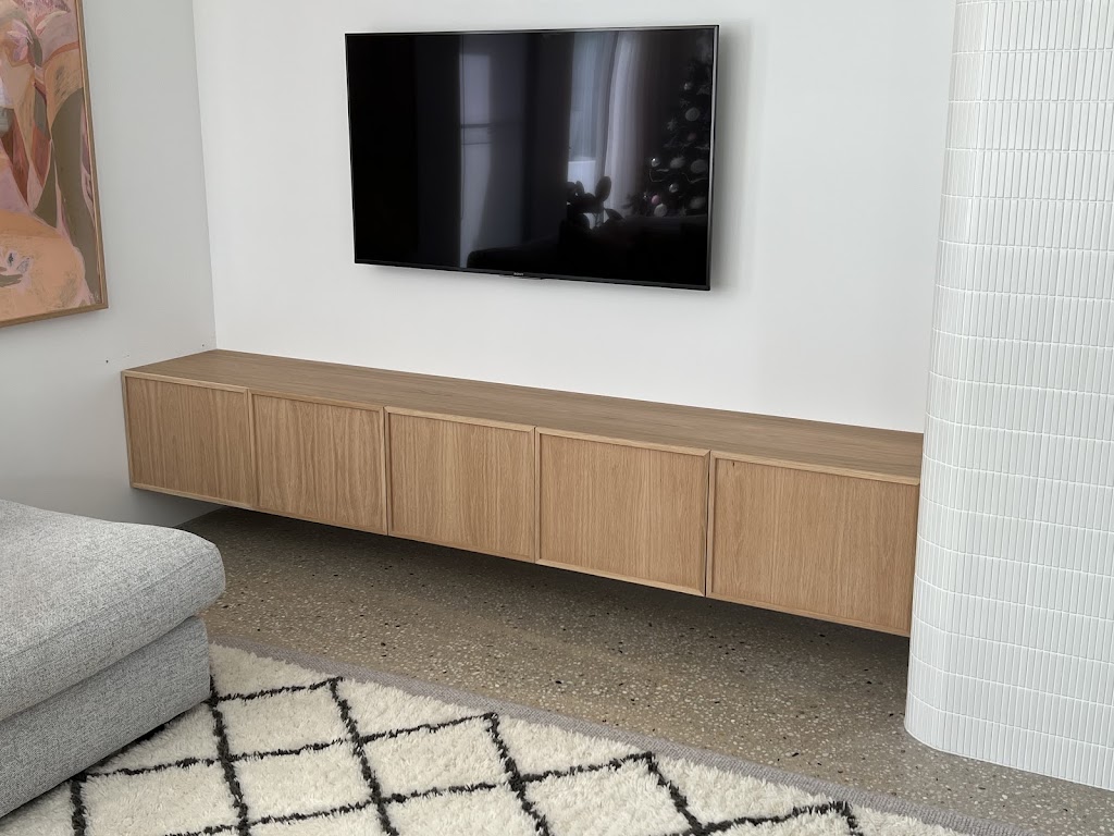Hammer & Stone Creative Workroom | 14b Riversdale Rd, Newtown VIC 3220, Australia | Phone: 0430 728 691