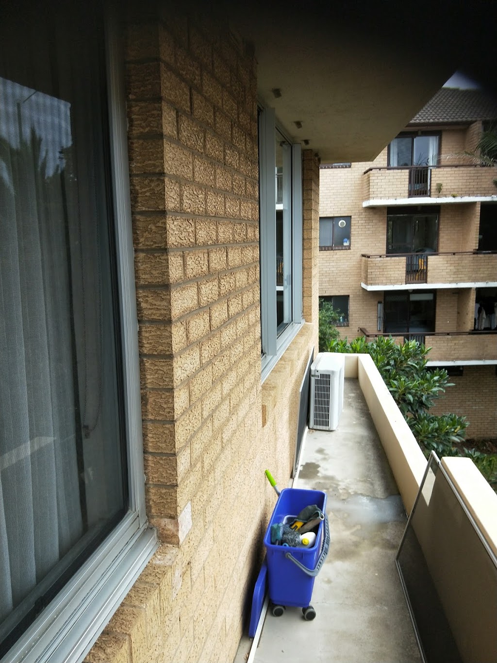 Window Cleaning Services | 78b Vernon Ave, Eastlakes NSW 2018, Australia | Phone: 0402 528 250